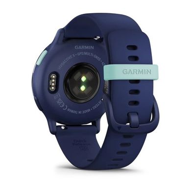Смарт-годинник Garmin Vivoactive 5 – темно-синій алюмінієвий безель, темно-синій корпус із силіконовим ремінцем