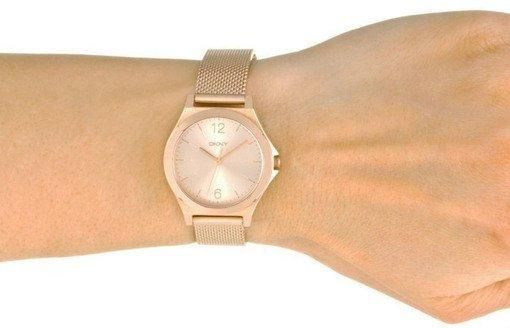 Часы наручные женские DKNY NY2489 кварцевые на "миланском" браслете, цвет розового золота, США