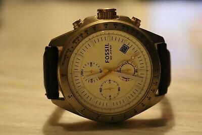 Часы наручные мужские FOSSIL DE5004 кварцевые, ремешок из кожи, США