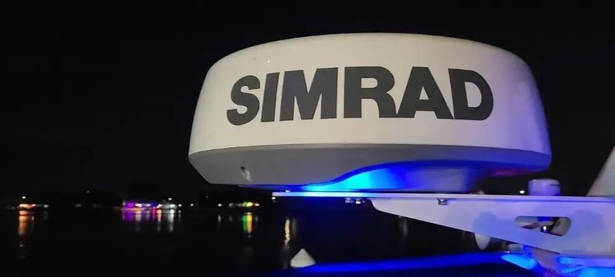 Морський радар Simrad Halo20