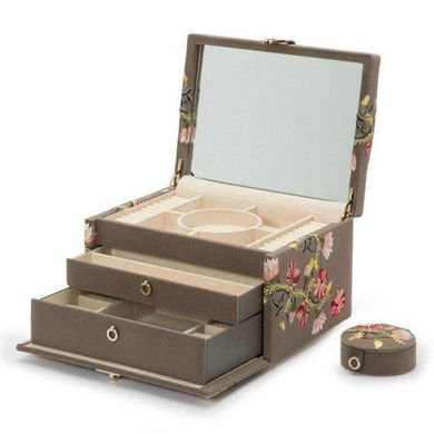 393113 Zoe Medium Jewelry Box Mink