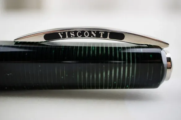 Ручка перьевая Visconti 38028A20F Wall street FP pearl green ltd edt F