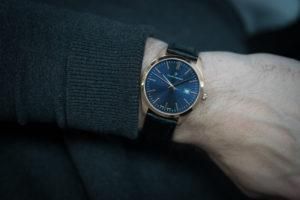 70201 37R BUIR Швейцарські годинники Claude Bernard