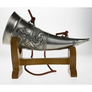 Рог на деревянной подставке «Гамбринус» 12628 Artina Drinking Horn on Stand „Gambrinus“ 19.5 cm