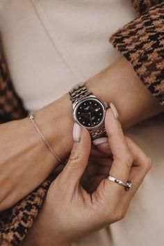 Часы наручные женские Tissot LE LOCLE AUTOMATIC LADY (29.00) T006.207.11.126.00