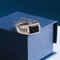 Мужской перстень серебряный с черным ониксом Квадро 21