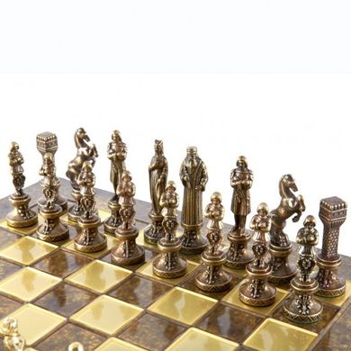 S9CBRO Manopoulos Renaissance chess set with gold-brown chessmen / Brown chessboard