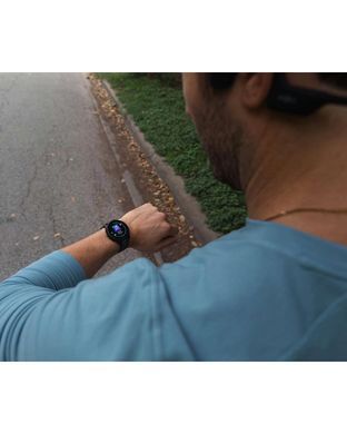 Смарт-часы Garmin Forerunner 165 Music, черный/сланцево-серый силиконовый ремешок